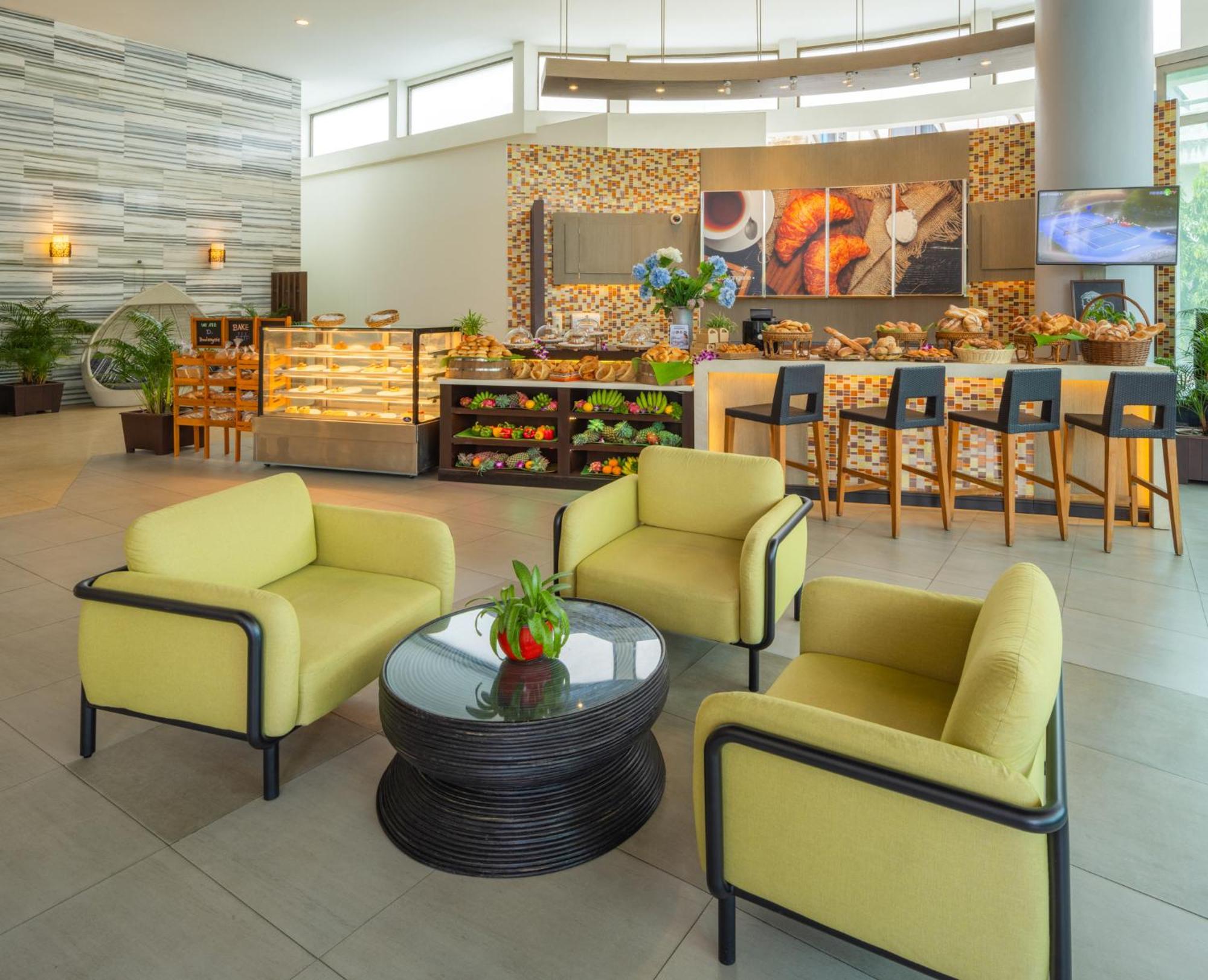 Deevana Plaza Phuket - Sha Extra Plus Patong Εξωτερικό φωτογραφία